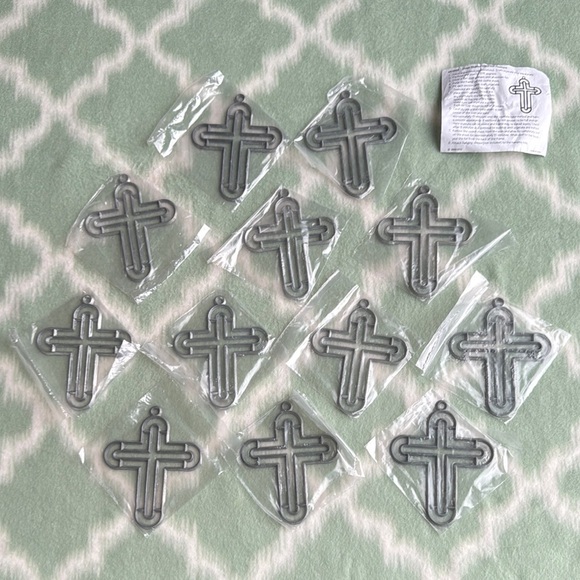Set of 12 Silver Cross Ornaments - Picture 1 of 5